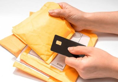 Arnaque au QR code – De fausses cartes bancaires dans vos boîtes aux lettres